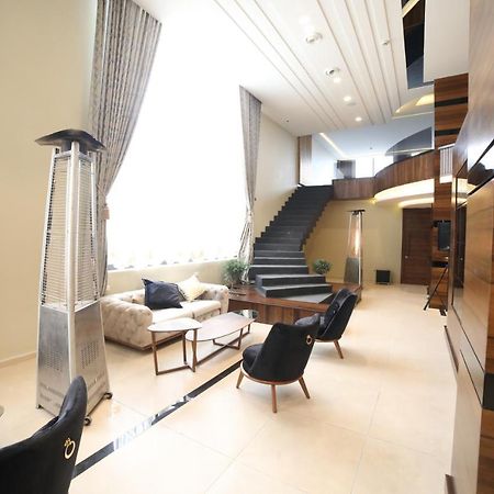فندق صحارى الخليج Sahara Gulf Hotel Apartments Amán Exterior foto