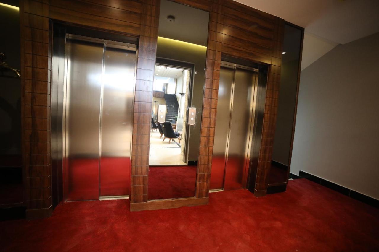 فندق صحارى الخليج Sahara Gulf Hotel Apartments Amán Exterior foto